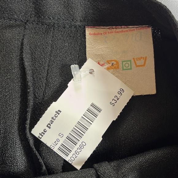 Black Maxi-Skirt - Picture 2 of 5